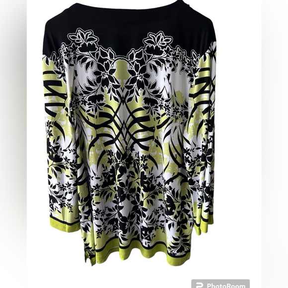 JM Collection tunic - Picture 2 of 3